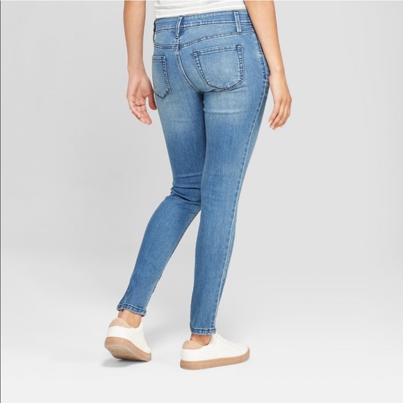 High rise maternity jeggings with side panels - Picture 2 of 7